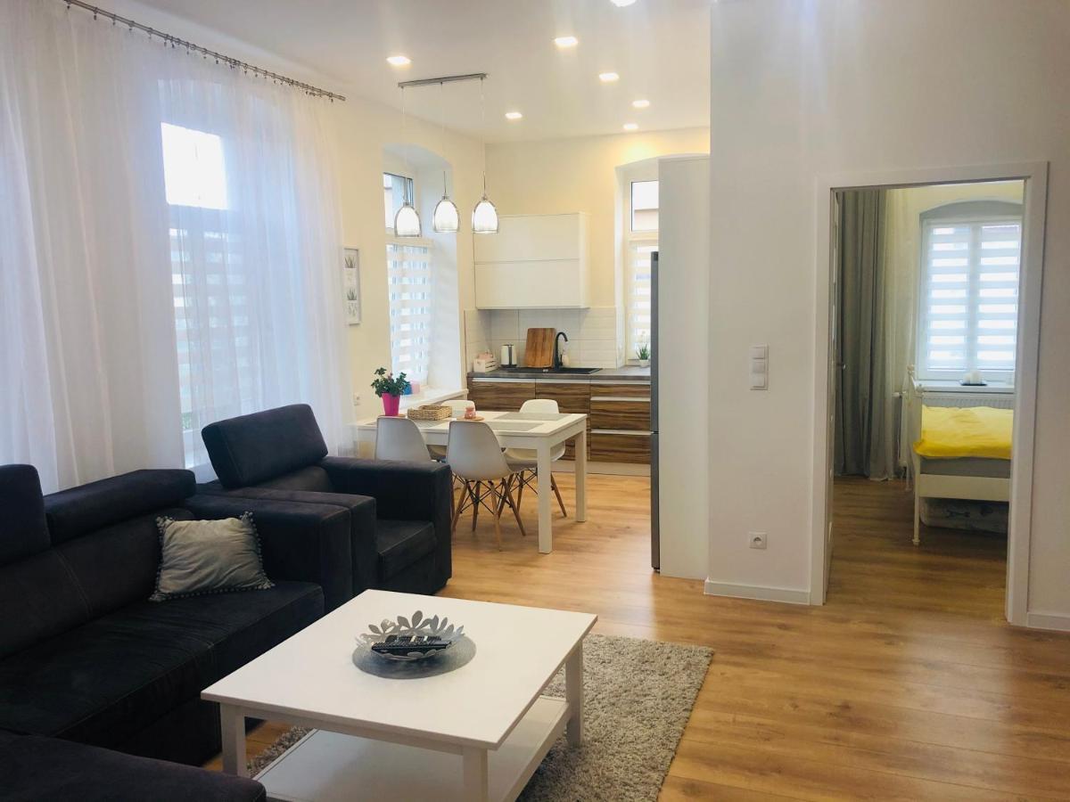 Apartament Sasanka โควารี ภายนอก รูปภาพ
