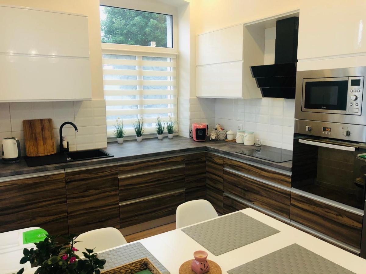 Apartament Sasanka โควารี ภายนอก รูปภาพ