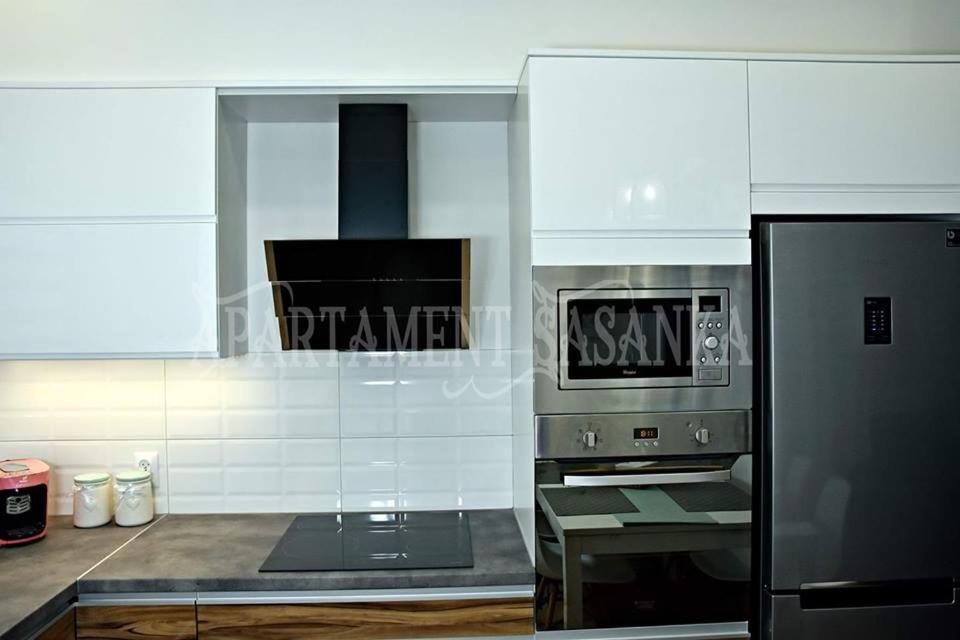 Apartament Sasanka Apartment โควารี ภายนอก รูปภาพ